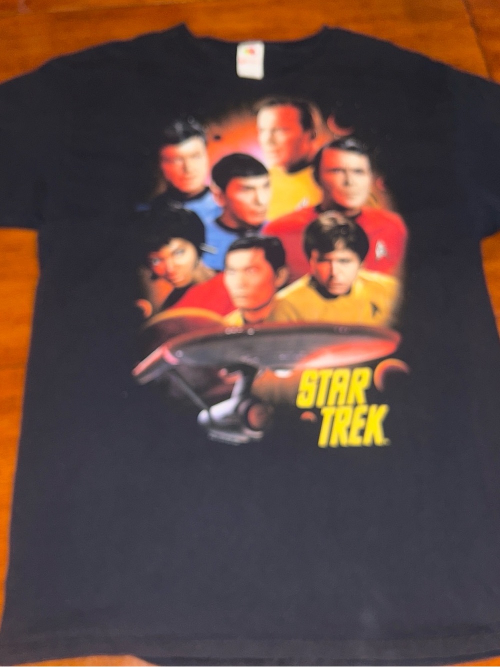 Black Star Trek Crew Neck Graphic Tee by Fruit of the Loom Size M